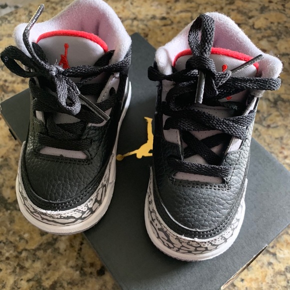 Jordan 3 Retro BT size 5C-ON HOLD-Will update soon - Picture 2 of 5